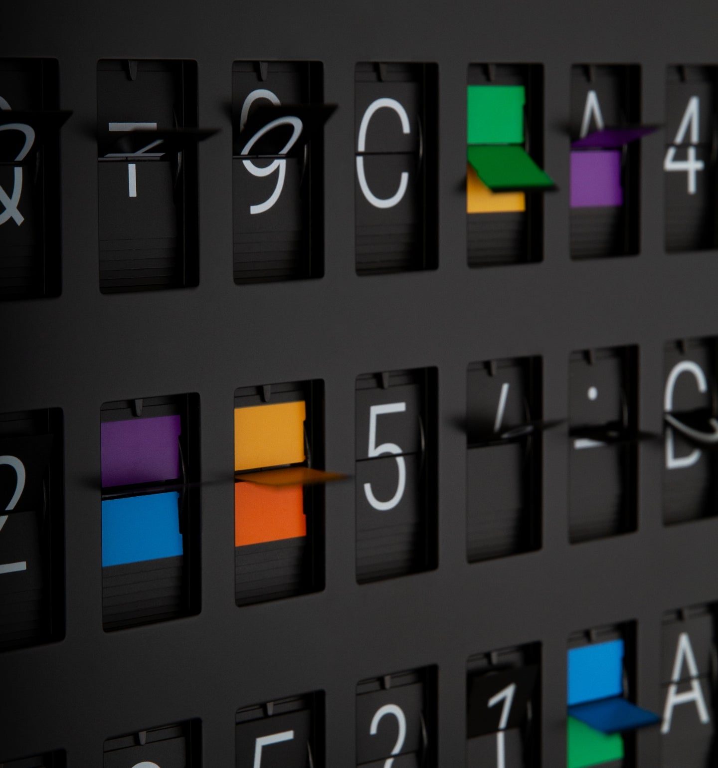 Vestaboard Flagship displaying color flaps